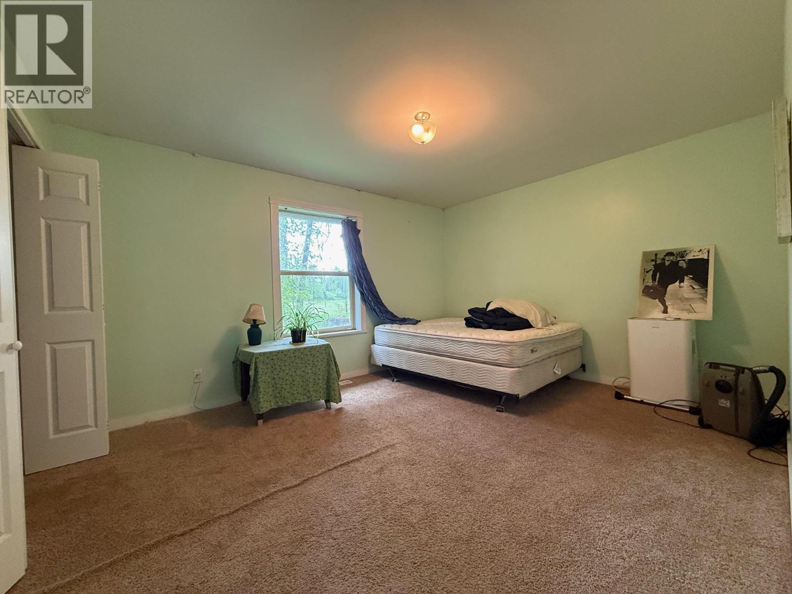 121 Brookfield Road, Clearwater, BC - Indoor Photo Showing Bedroom