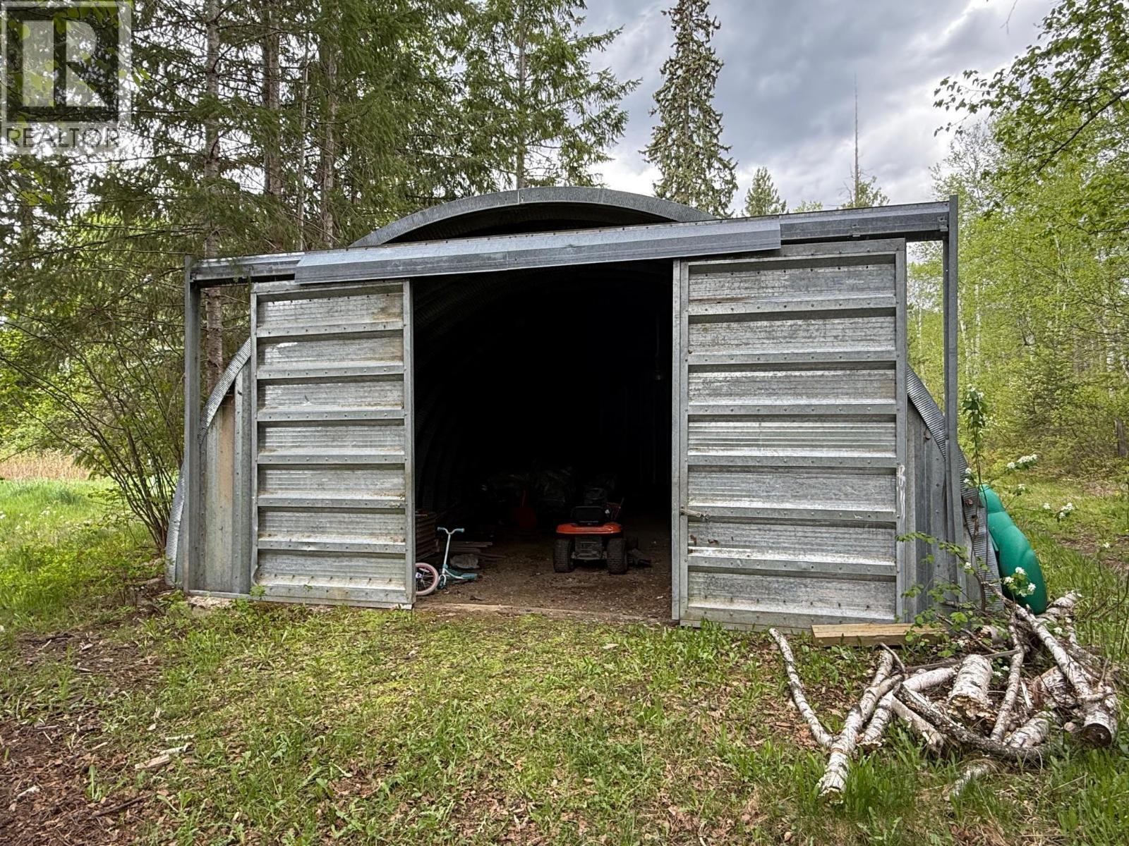 121 Brookfield Road, Clearwater, BC - Outdoor