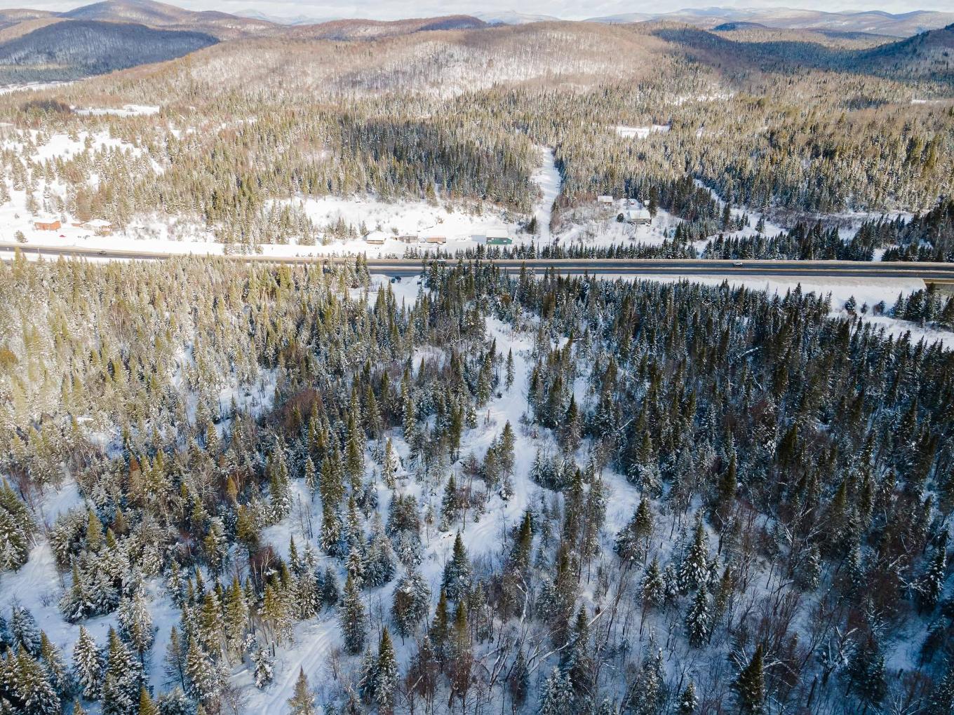 Vue d'ensemble - Route 117, Ivry-Sur-Le-Lac, QC