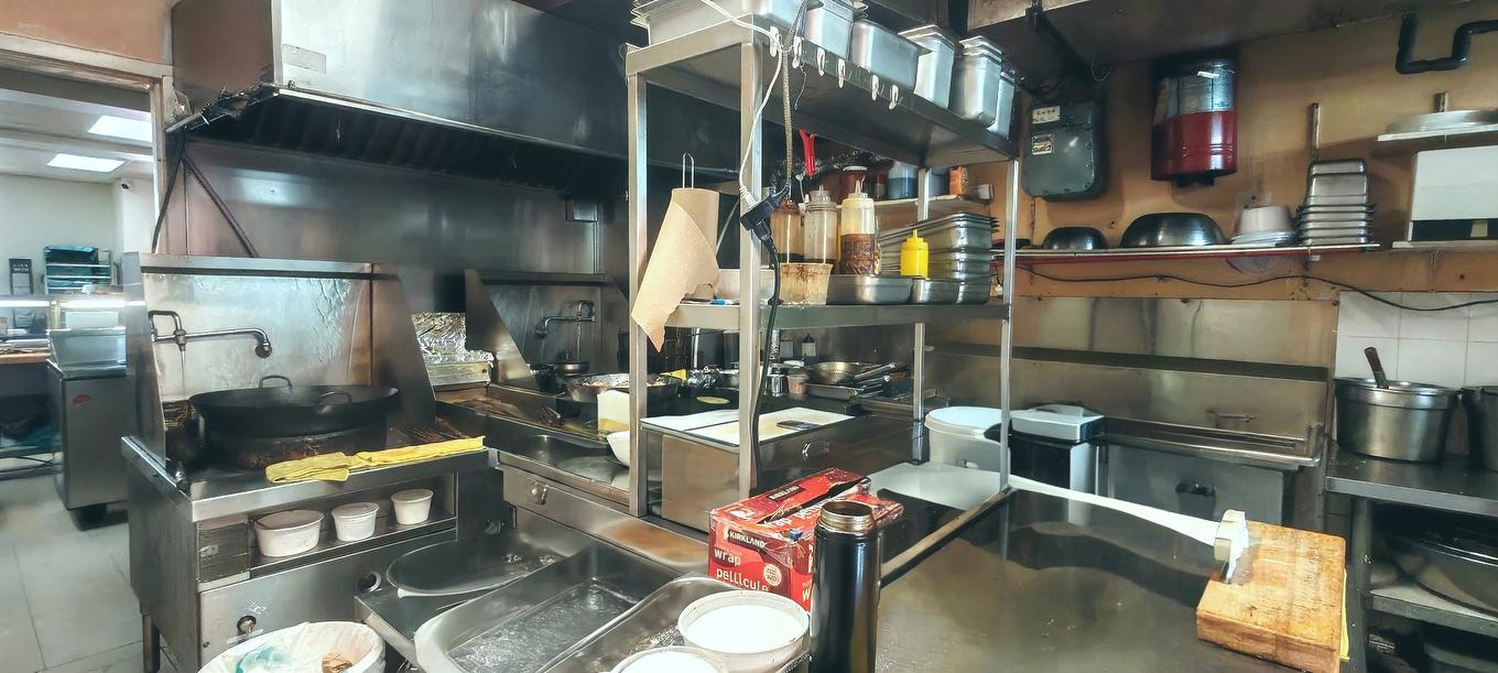 Kitchen - 1622 Boul. De Maisonneuve O., Montréal (Ville-Marie), QC