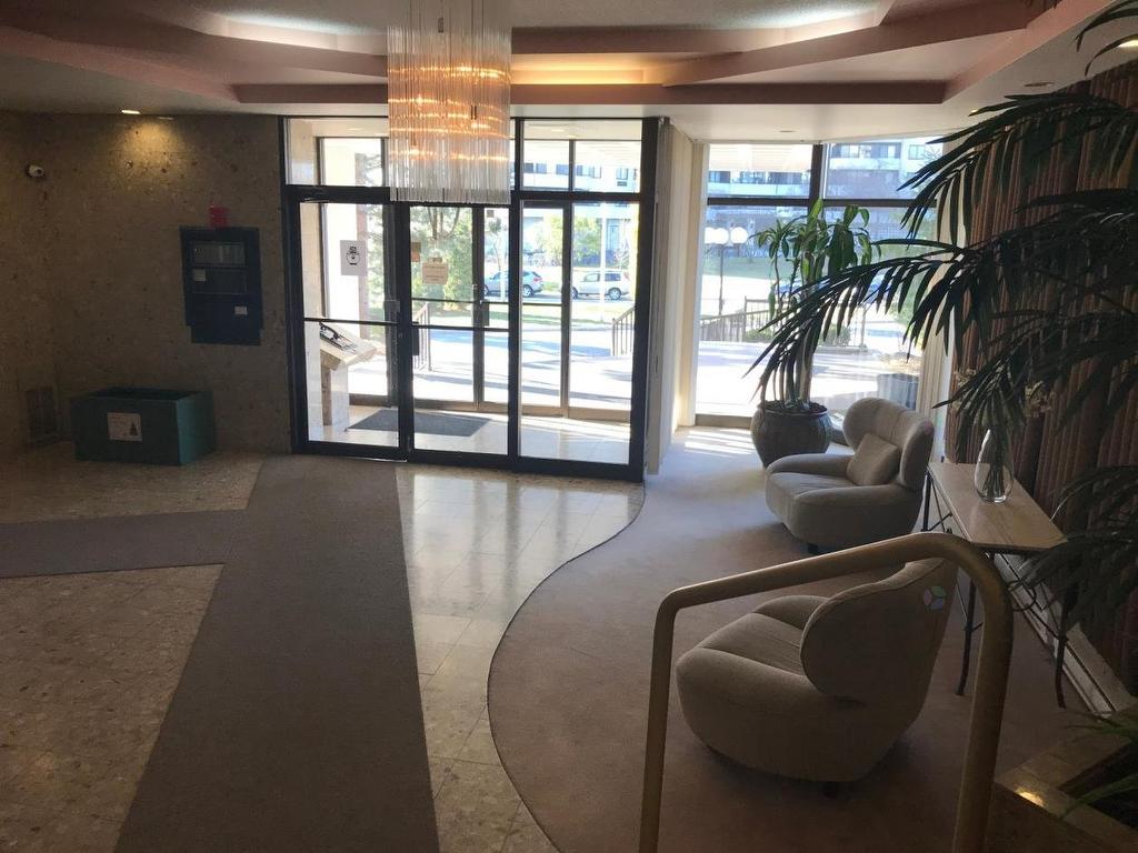 Autre - 506-2505 Av. Du Havre-Des-Îles, Laval (Chomedey), QC - Indoor Photo Showing Other Room