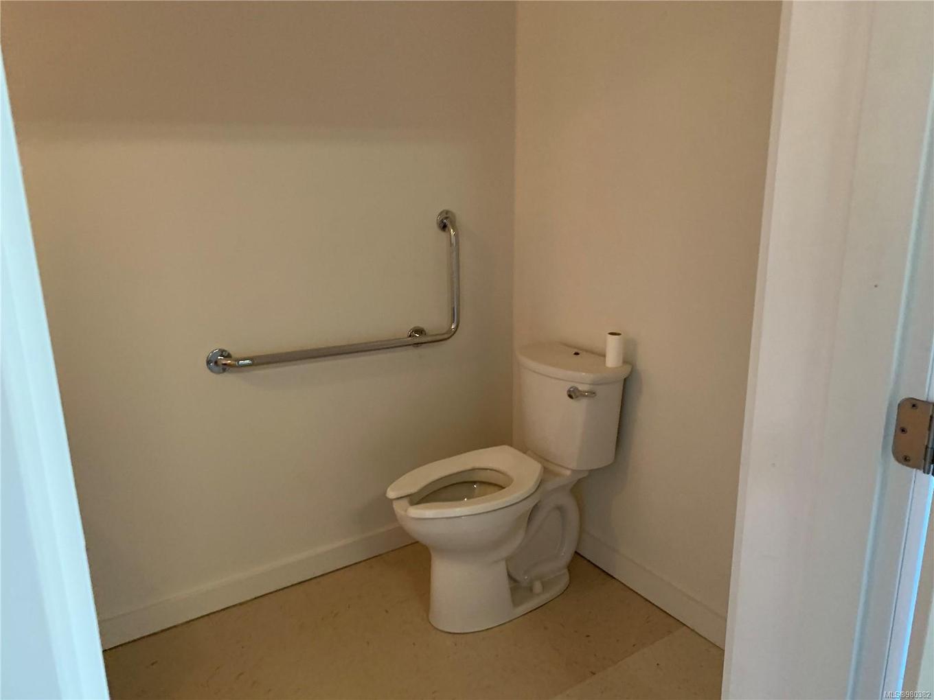 6-1645 Cedar Rd, Ucluelet, BC