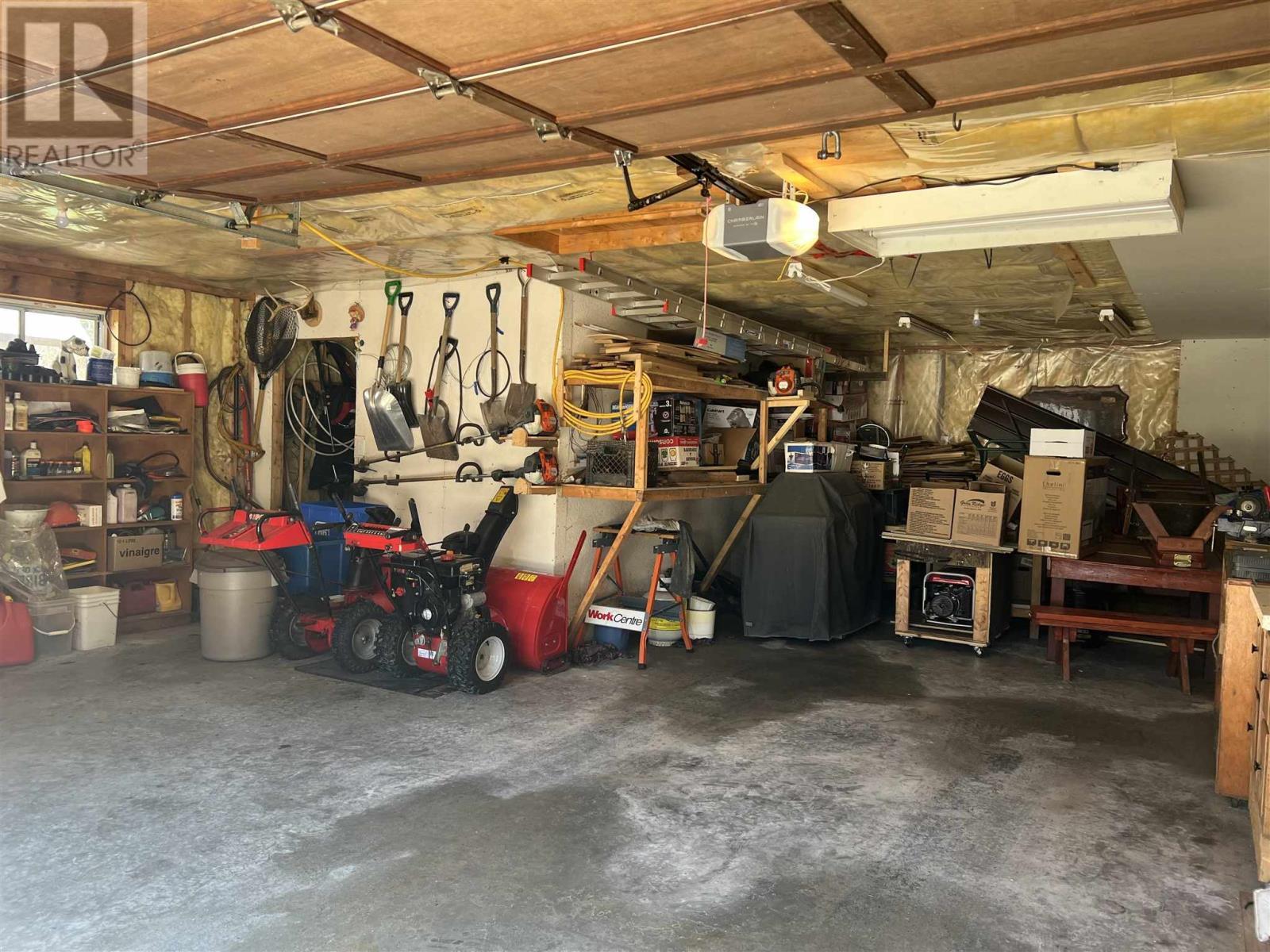 6 Williams St, Bruce Mines, ON - Indoor Photo Showing Garage