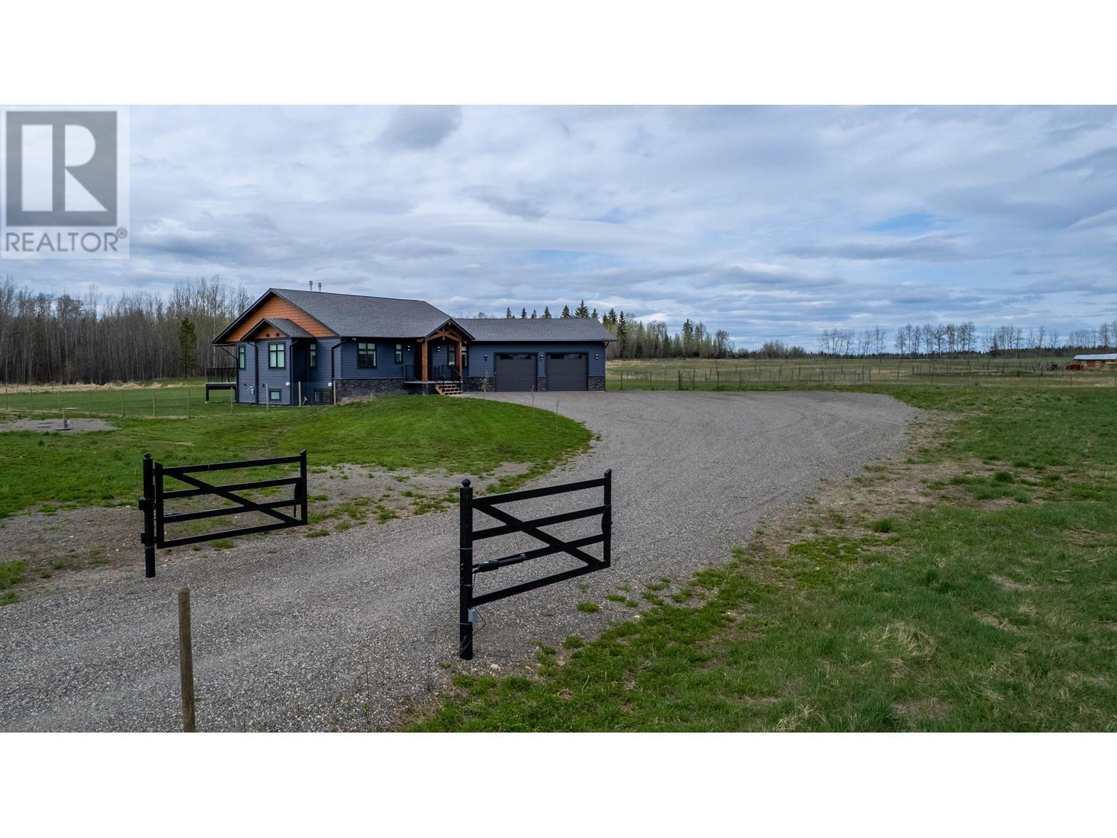 7400 Taborview Drive, Prince George, BC - Outdoor