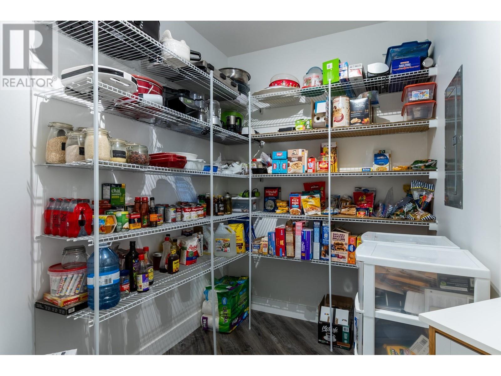 7400 Taborview Drive, Prince George, BC - Indoor With Storage