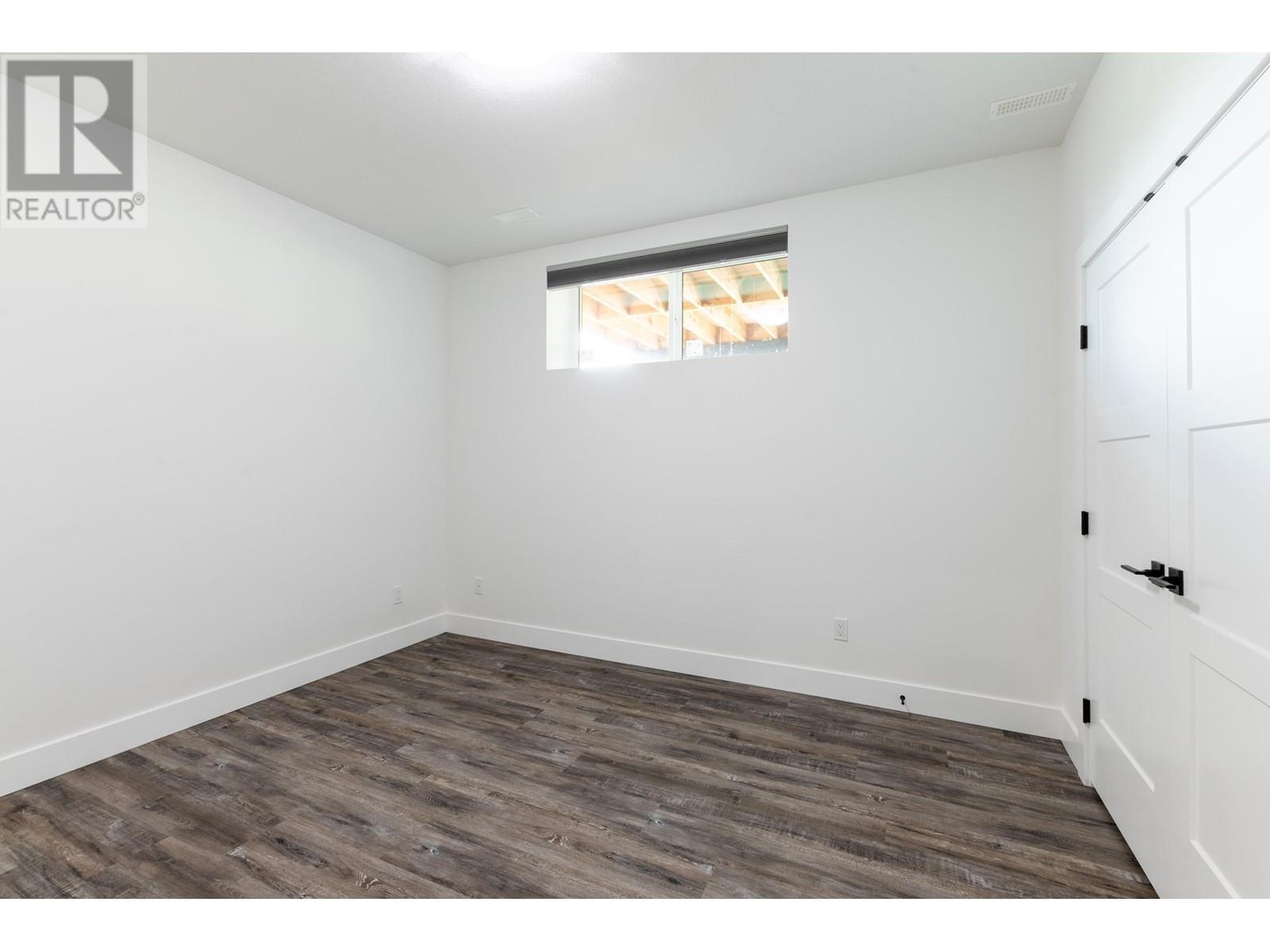 7400 Taborview Drive, Prince George, BC - Indoor Photo Showing Other Room