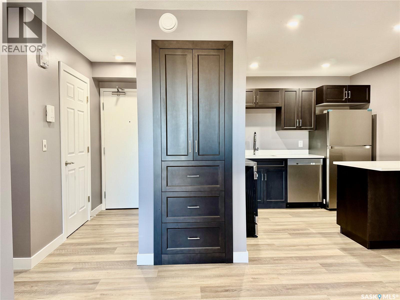 402 607 10Th Street, Humboldt, SK - Indoor Photo Showing Kitchen