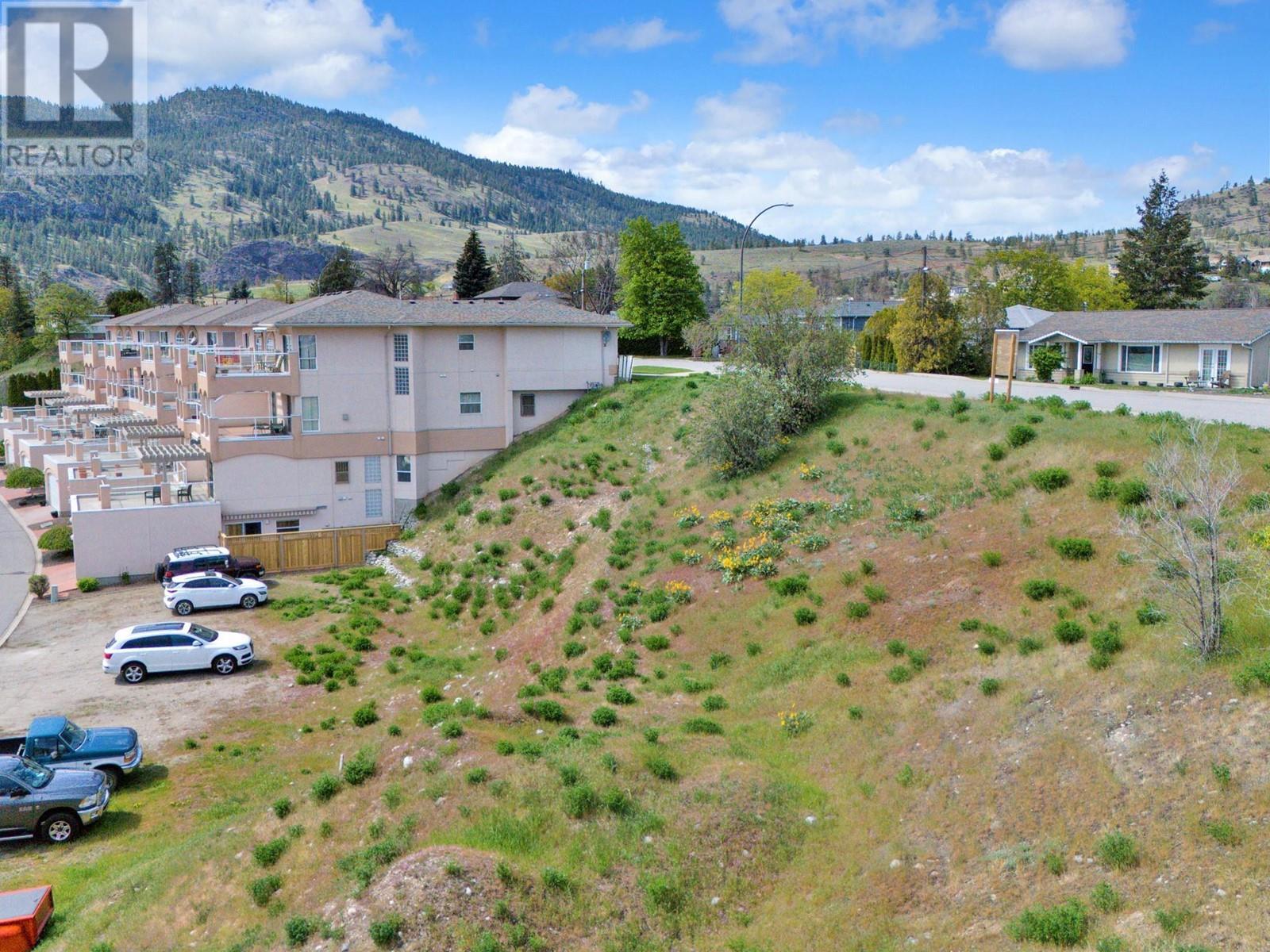 9800 Turner Street, Summerland, BC