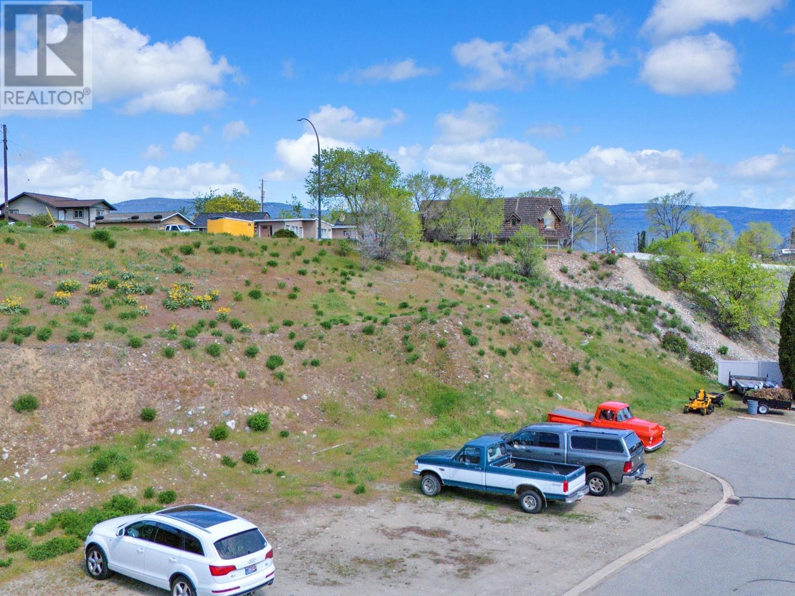 9800 Turner Street, Summerland, BC