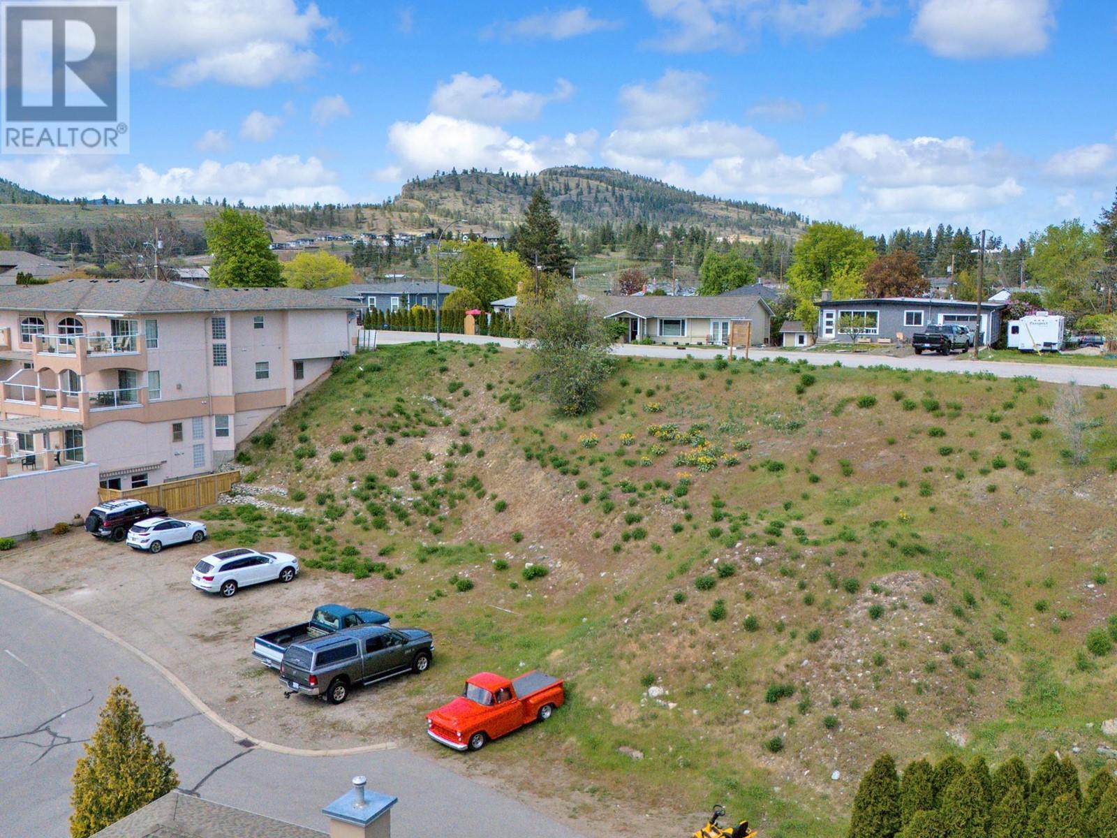 9800 Turner Street, Summerland, BC