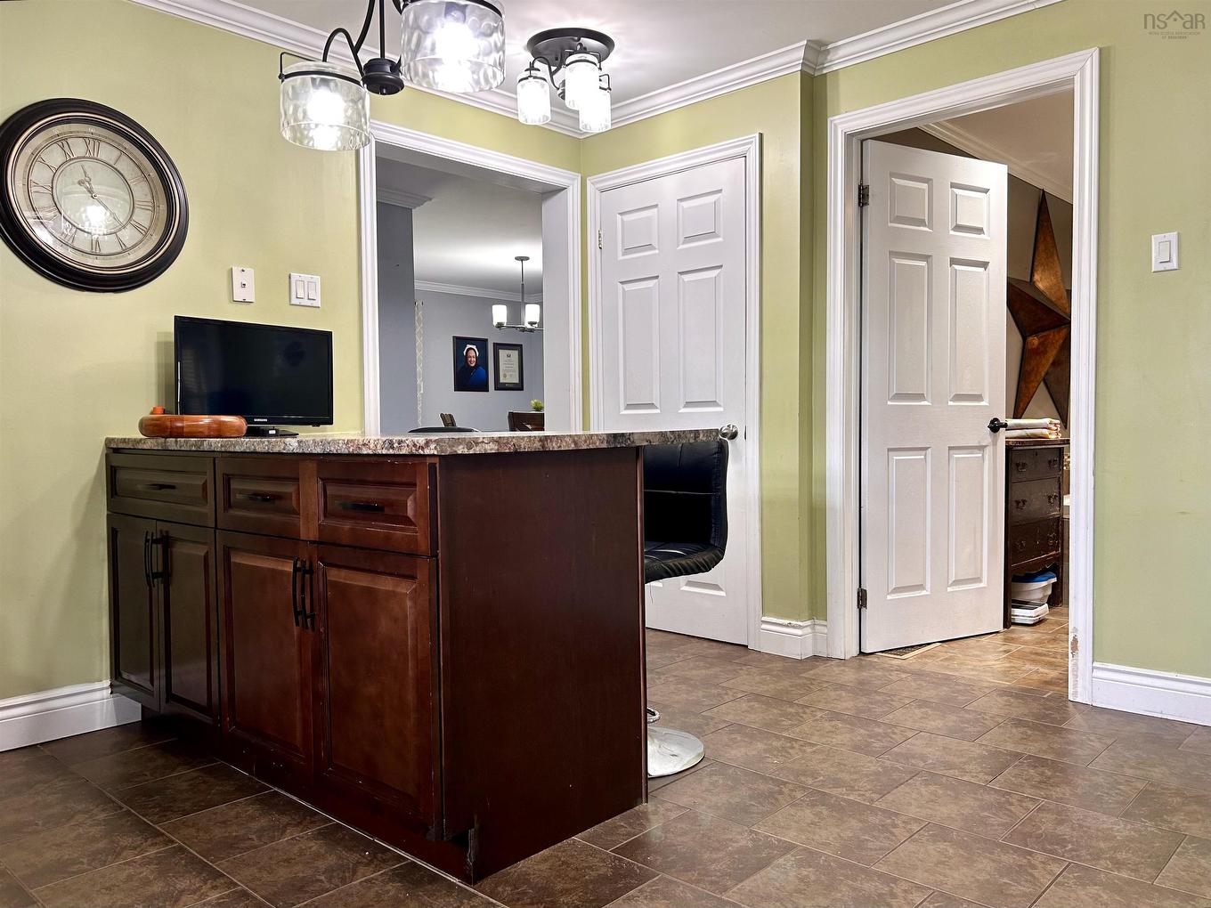 60 Cowan Street, Springhill, NS