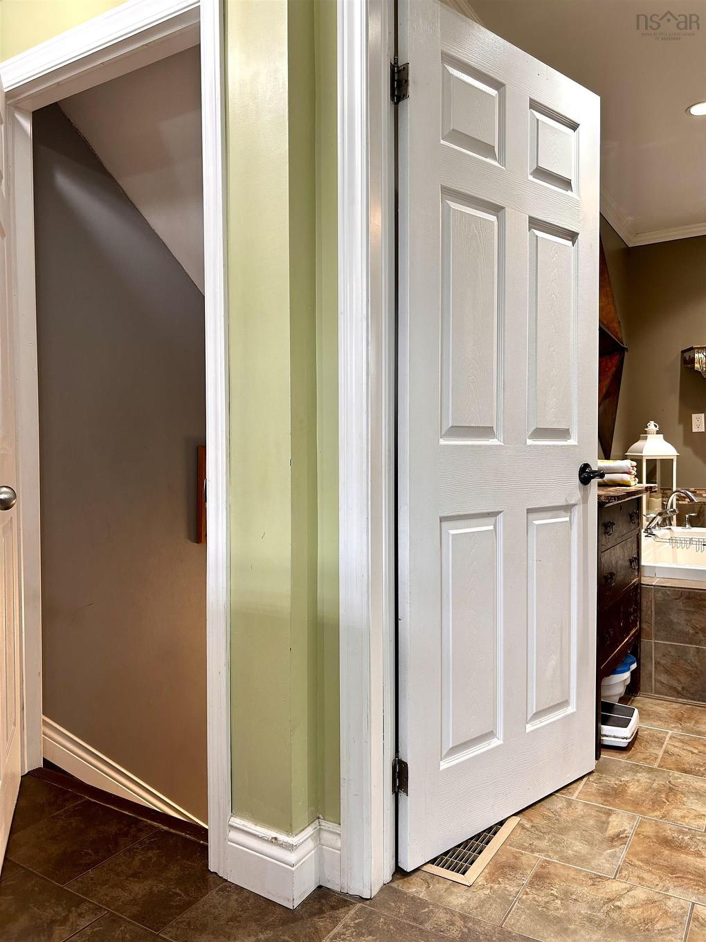 60 Cowan Street, Springhill, NS