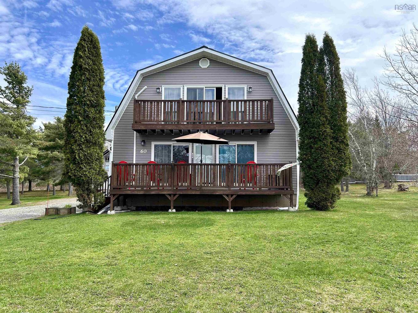 60 Cowan Street, Springhill, NS