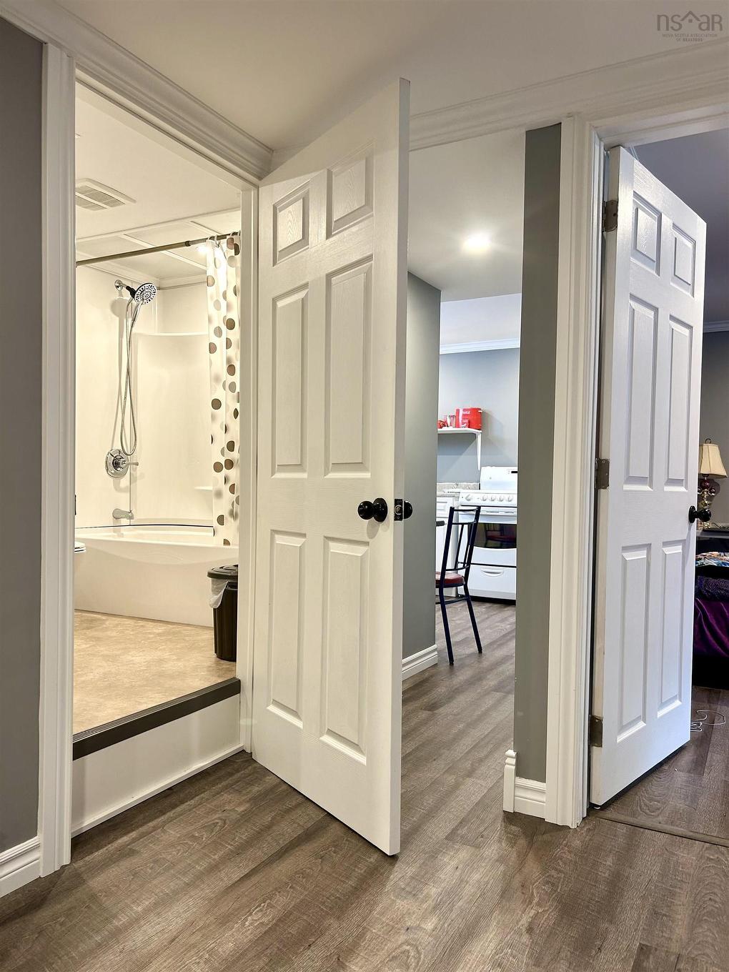 60 Cowan Street, Springhill, NS