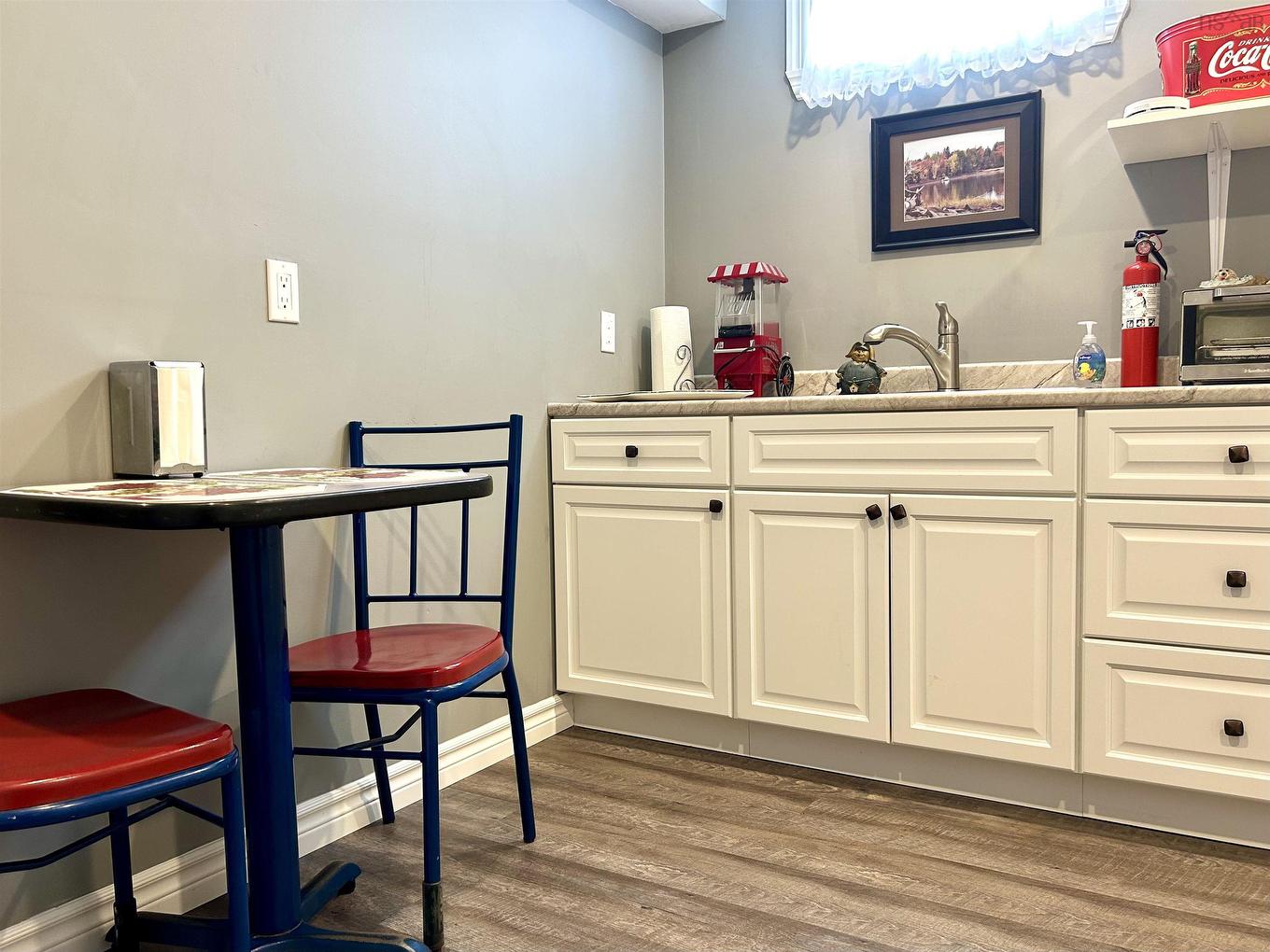 60 Cowan Street, Springhill, NS