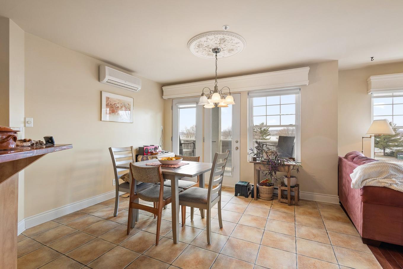 Dining room - 201-35 Rue Du Quai, Magog, QC - Indoor Photo Showing Dining Room