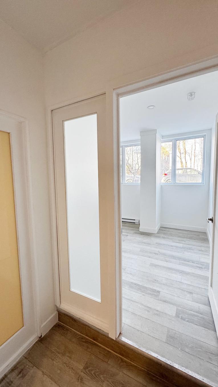 Chambre à coucher - 14-2500 Ch. Bates, Montréal (Côte-Des-Neiges/Notre-Dame-De-Grâce), QC - Indoor Photo Showing Other Room