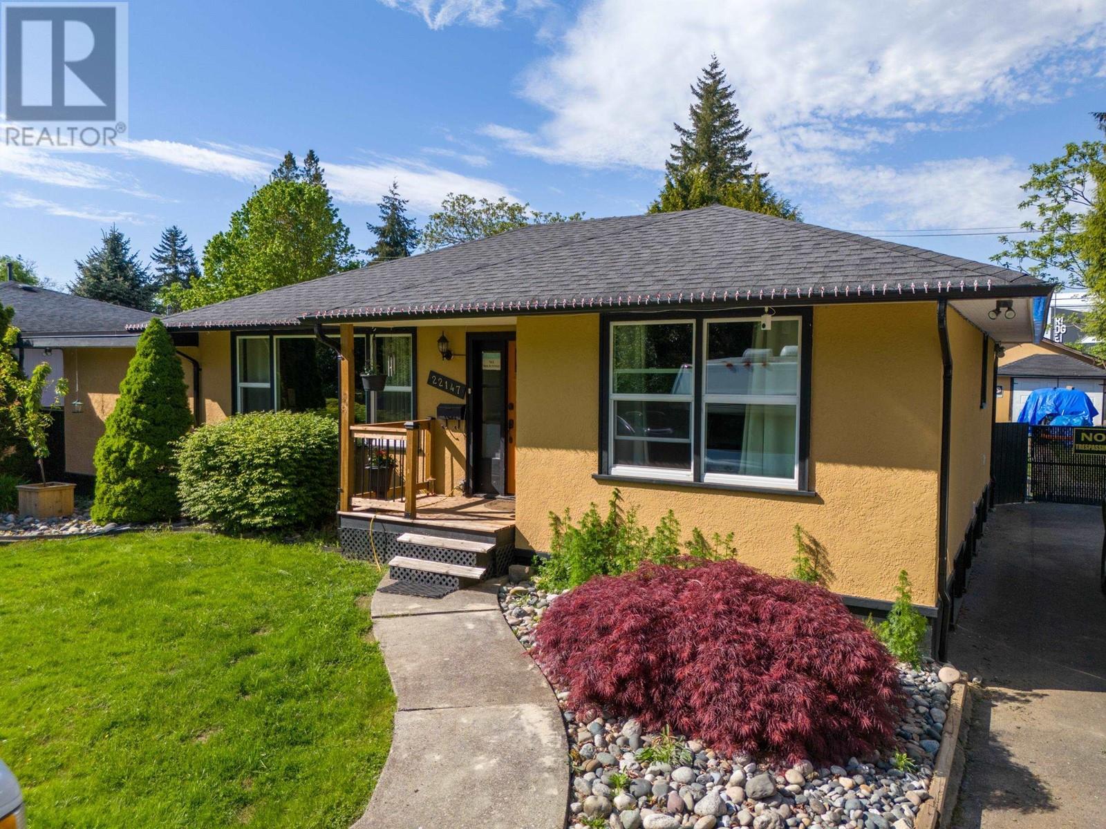 22147 Cliff Avenue, Maple Ridge, BC