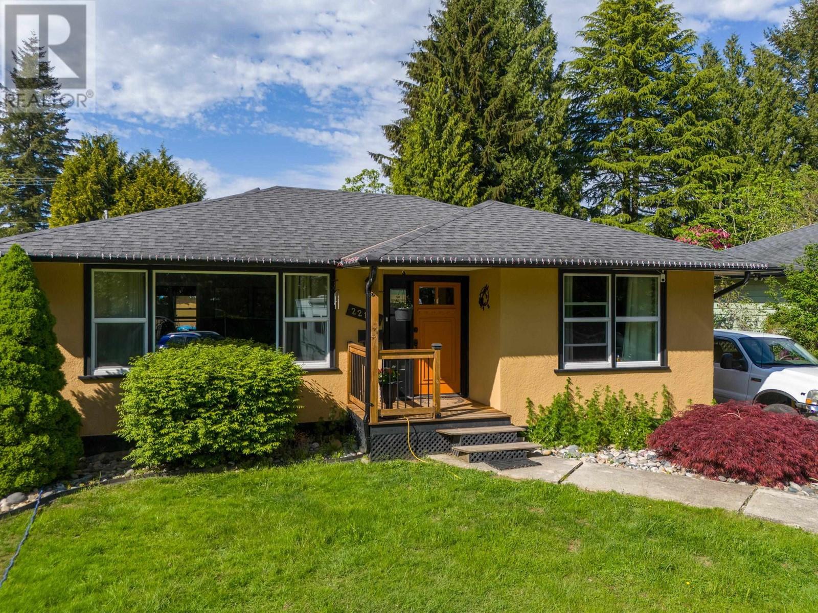 22147 Cliff Avenue, Maple Ridge, BC