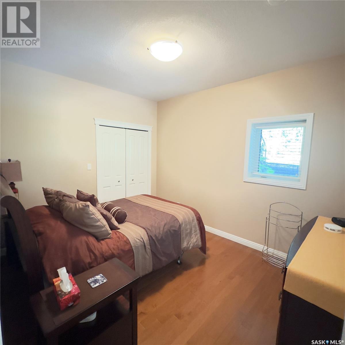 82 Estates Drive, Elk Ridge, SK - Indoor Photo Showing Bedroom