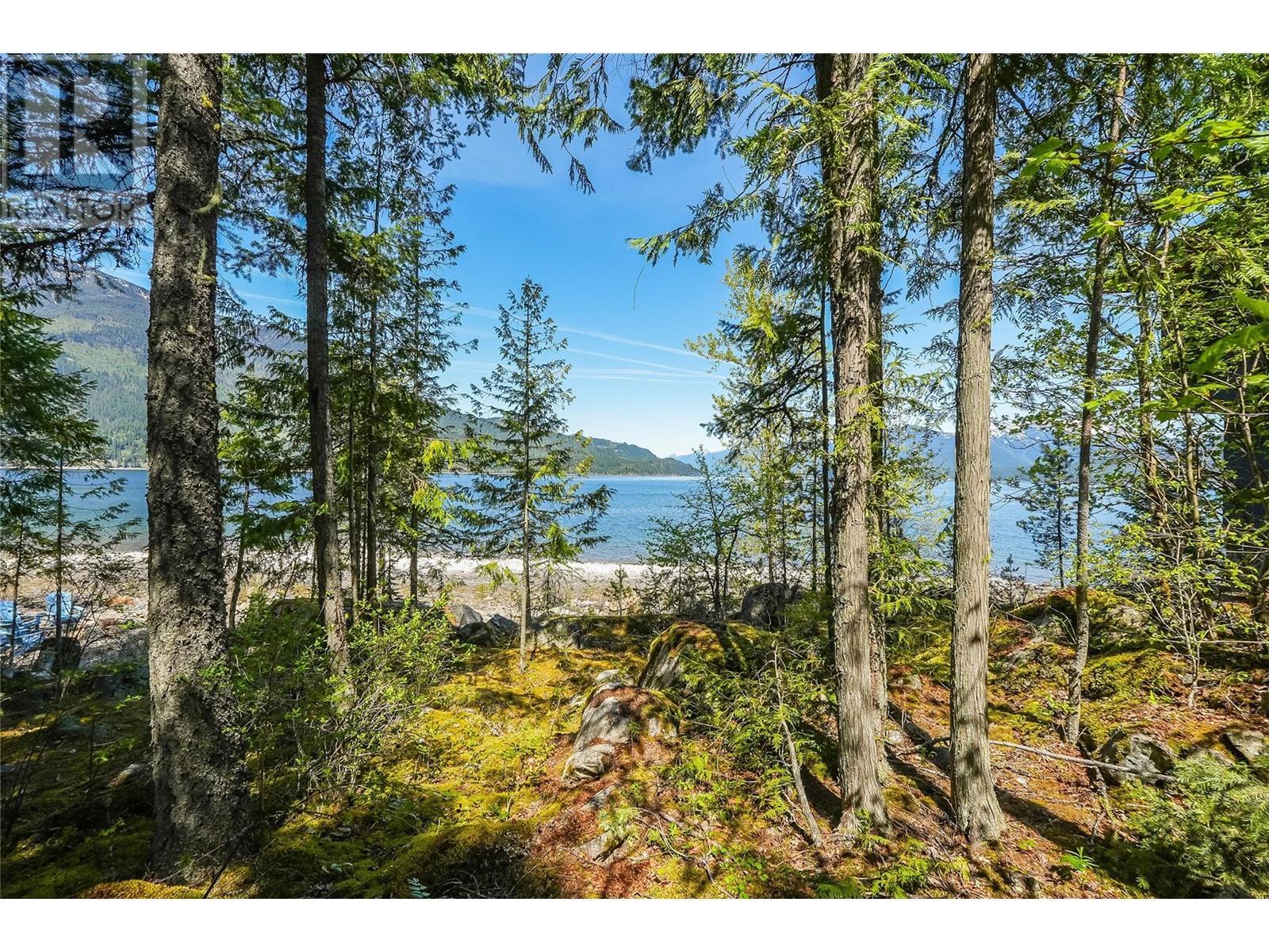 283 Kootenay Lake Road, Procter, BC