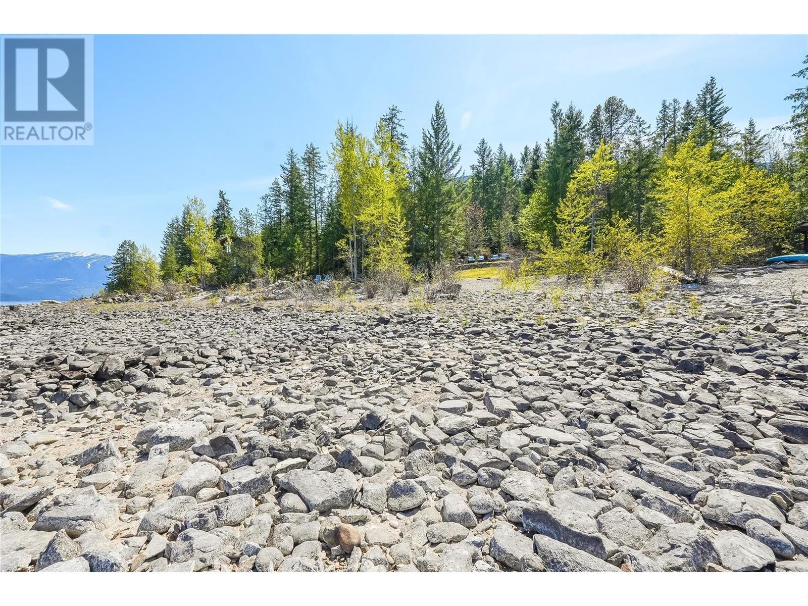 283 Kootenay Lake Road, Procter, BC