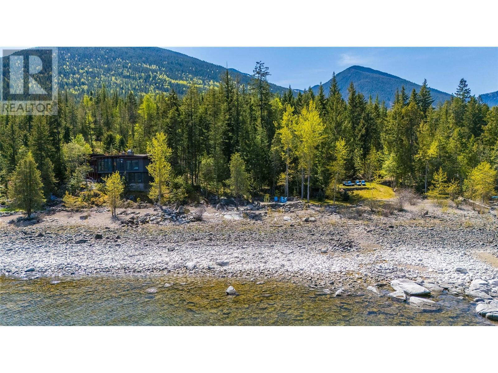 283 Kootenay Lake Road, Procter, BC