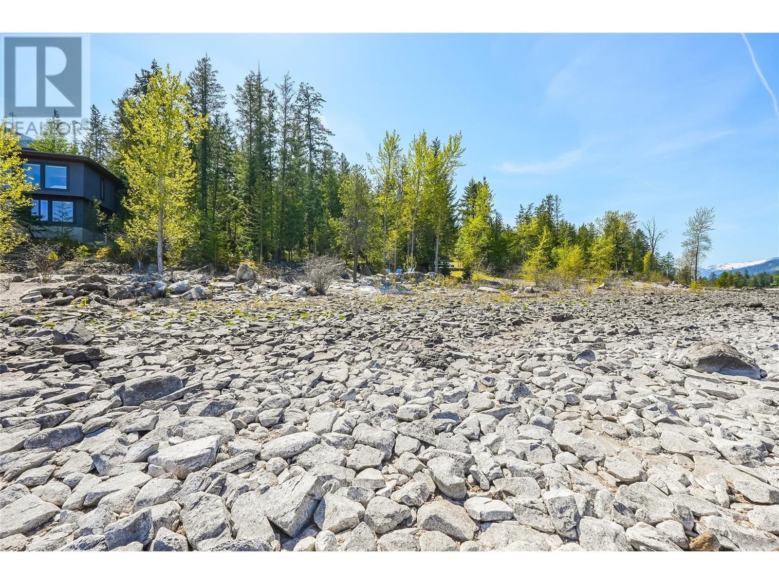 283 Kootenay Lake Road, Procter, BC