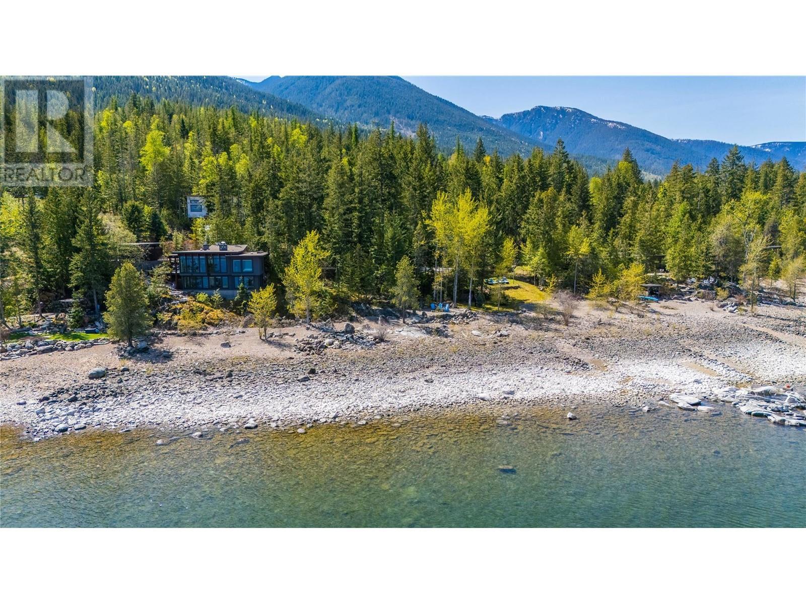 283 Kootenay Lake Road, Procter, BC