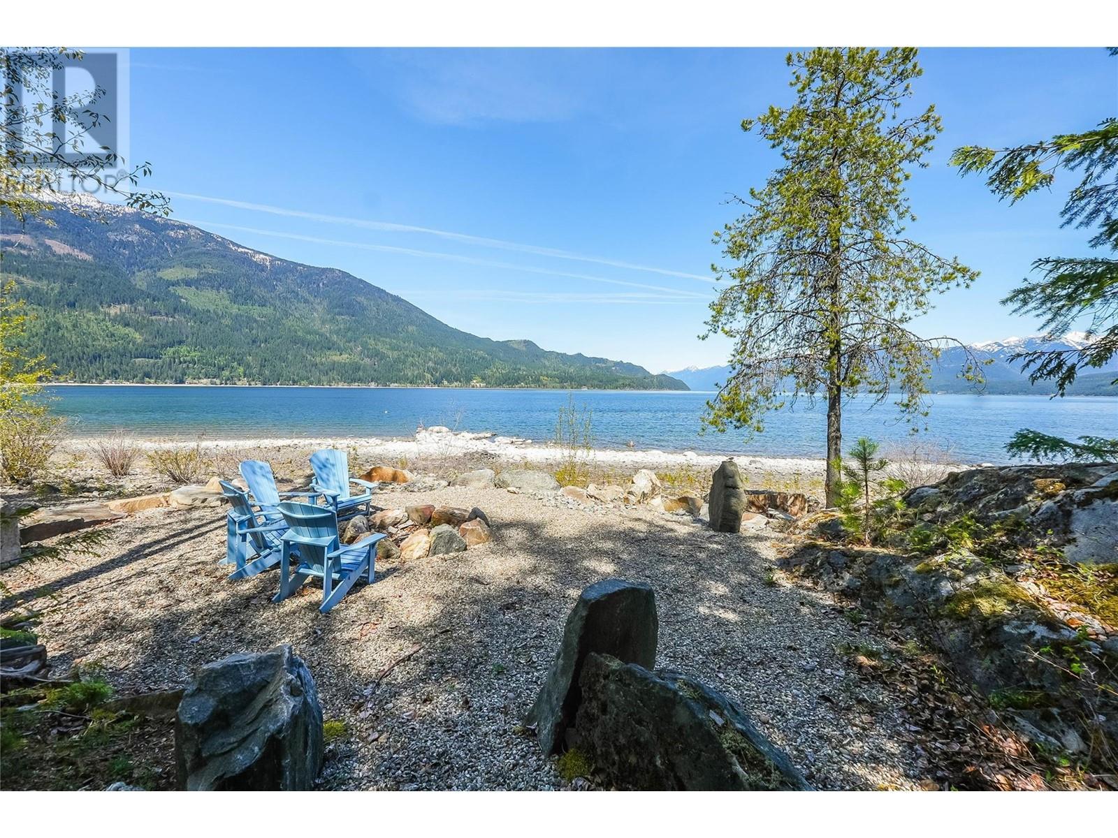 283 Kootenay Lake Road, Procter, BC
