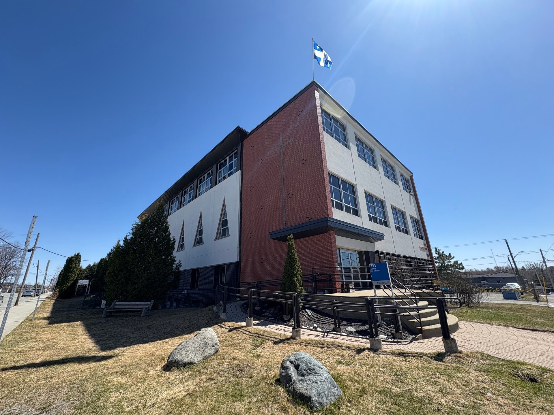 Front of Structure - 255 Av. Principale, Rouyn-Noranda, QC - Outdoor