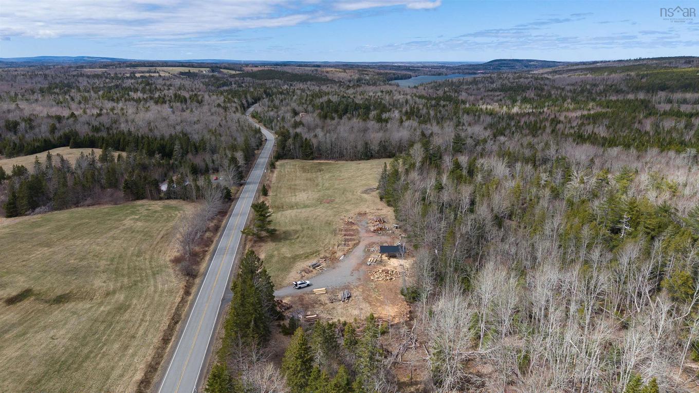 1 East River East Side Road, Springville, NS