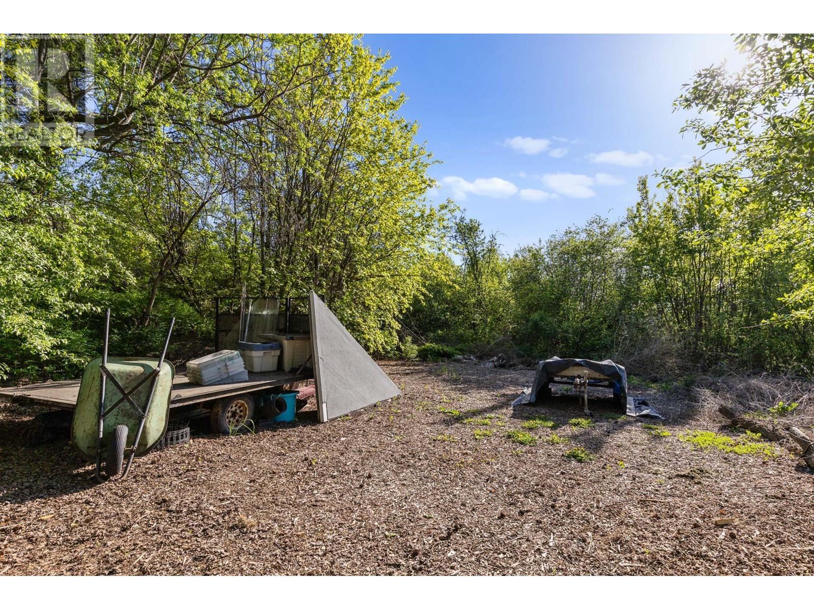 772 Otter Lake Cross Road, Spallumcheen, BC