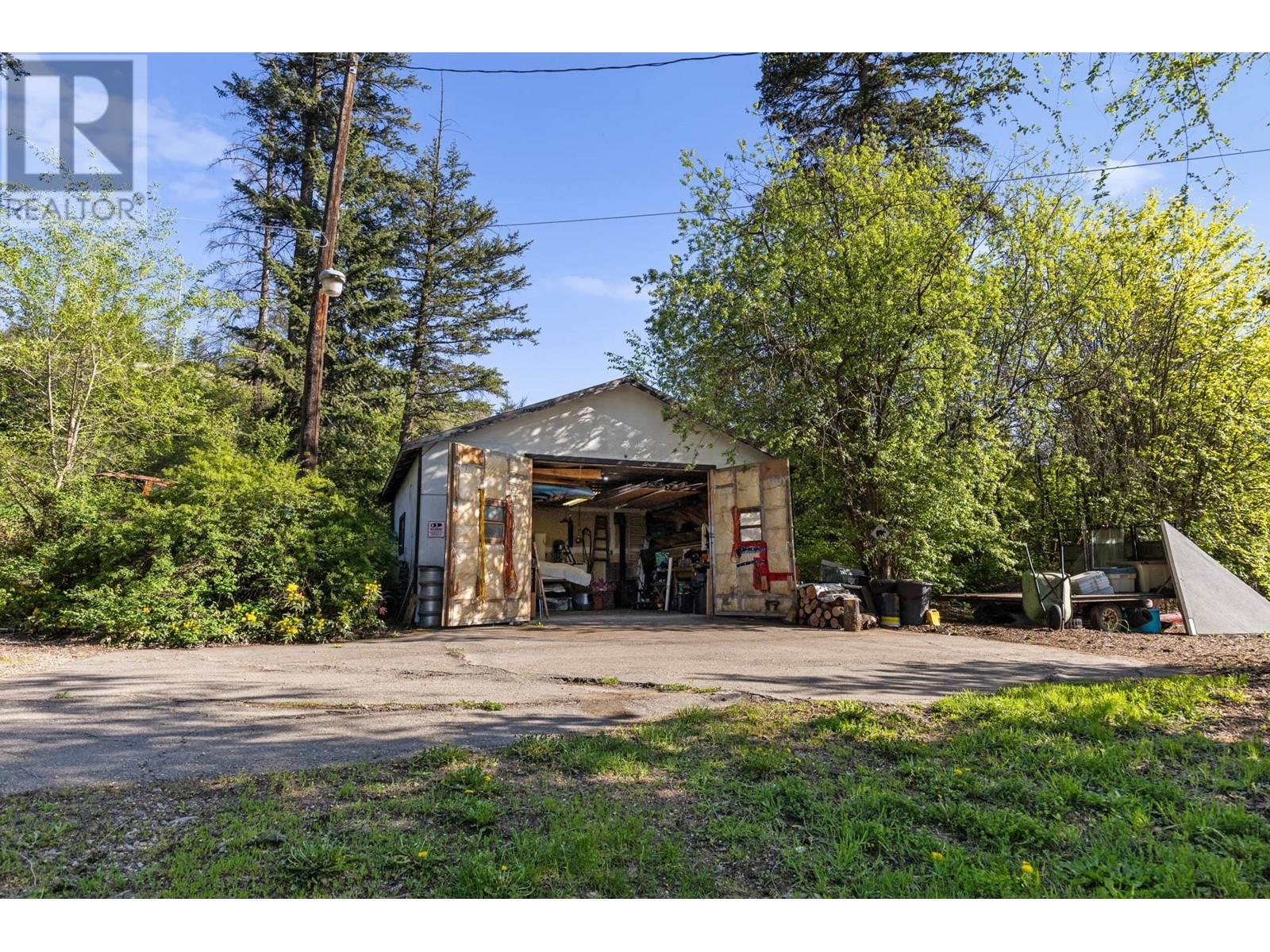 772 Otter Lake Cross Road, Spallumcheen, BC - Outdoor