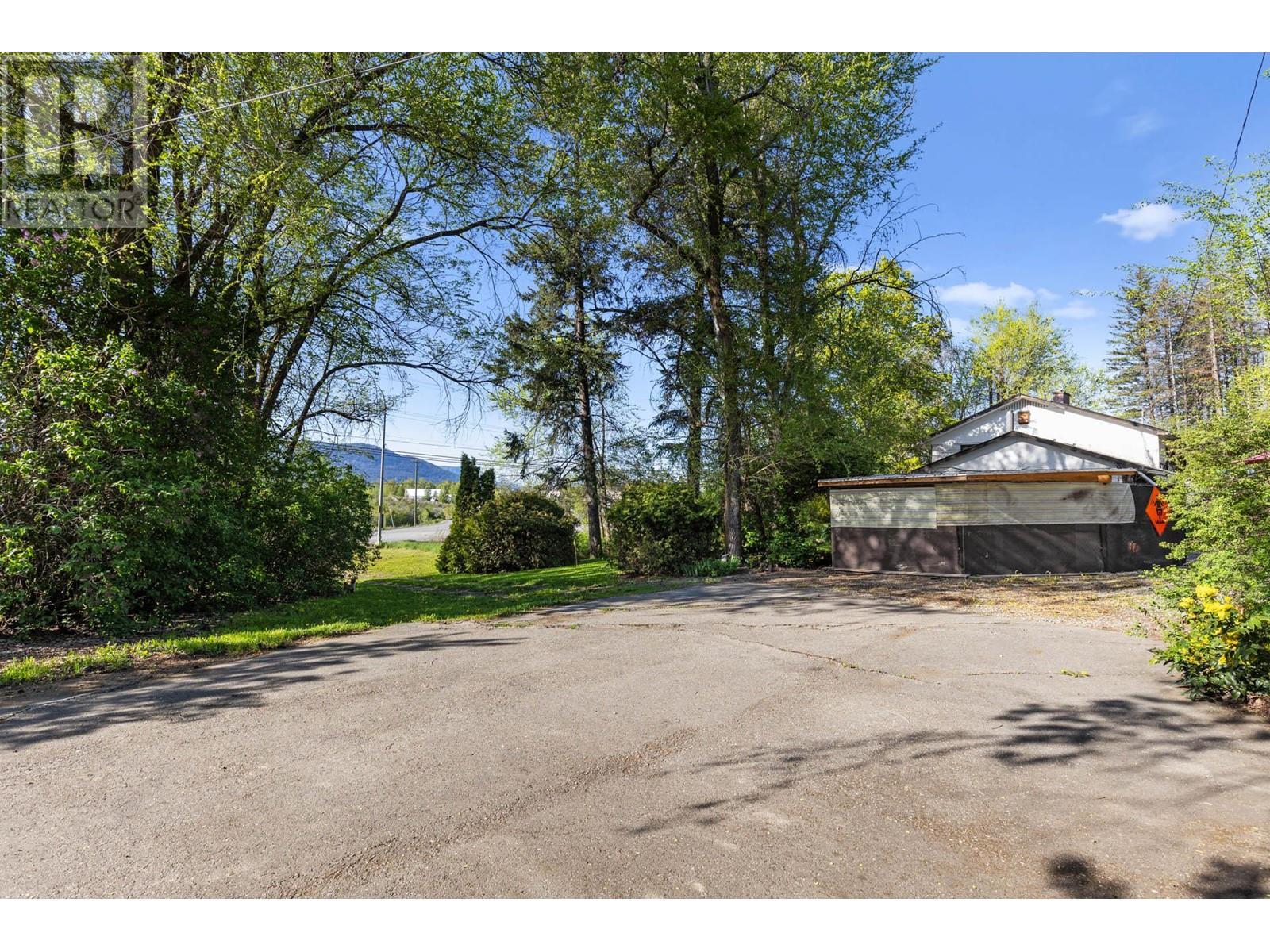 772 Otter Lake Cross Road, Spallumcheen, BC - Outdoor