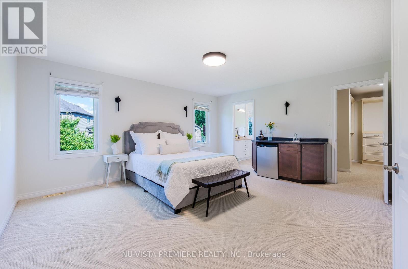 1750 Tigerlily Road, London South (South A), ON - Indoor Photo Showing Bedroom