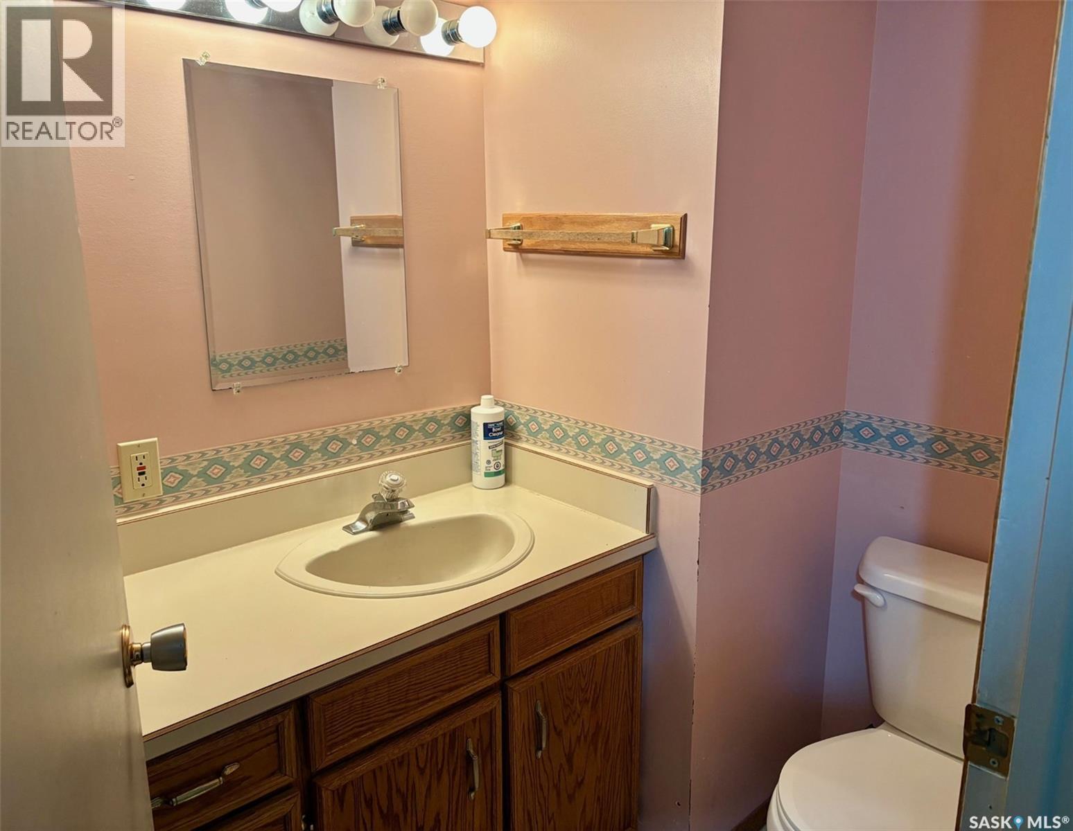 506 Grant Bay, Esterhazy, SK - Indoor Photo Showing Bathroom