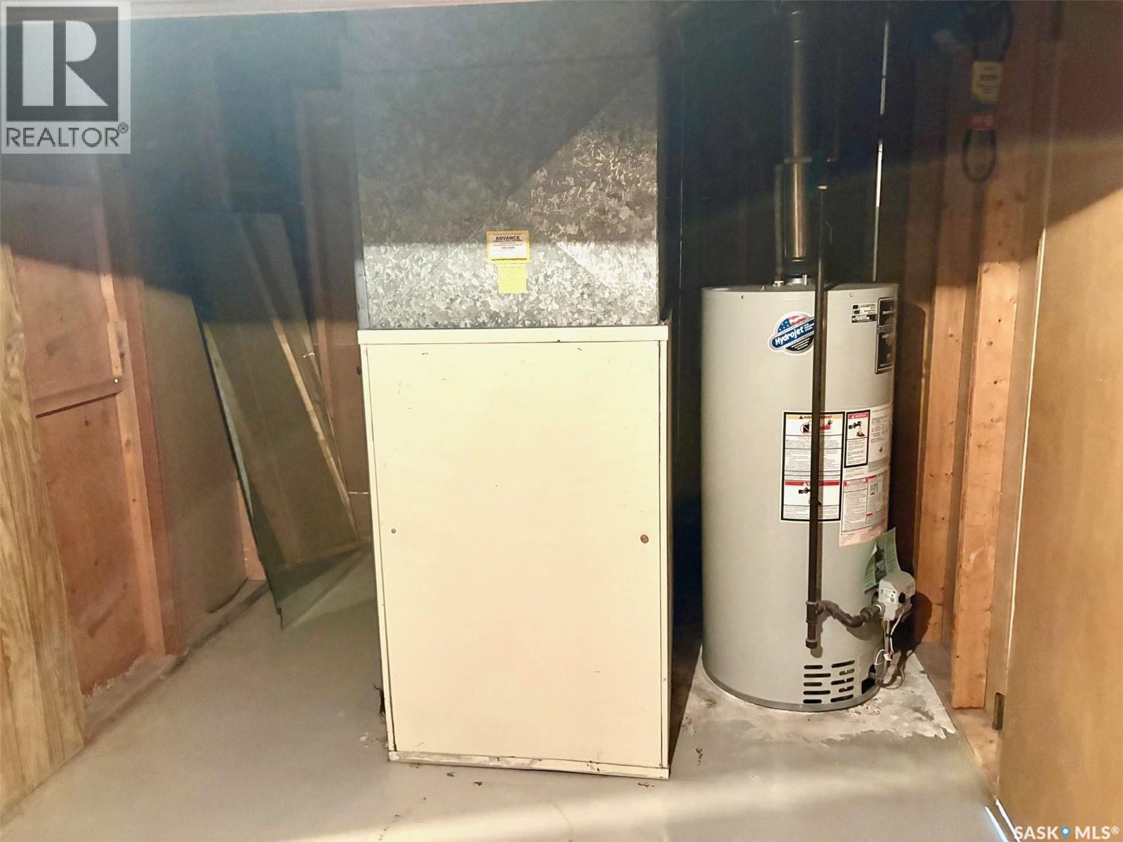 506 Grant Bay, Esterhazy, SK - Indoor Photo Showing Basement