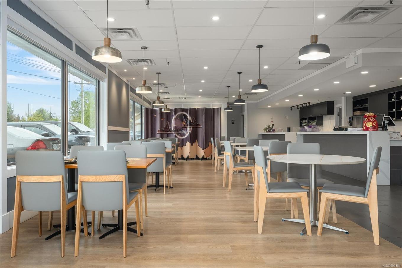 1-2220 Bowen Rd, Nanaimo, BC