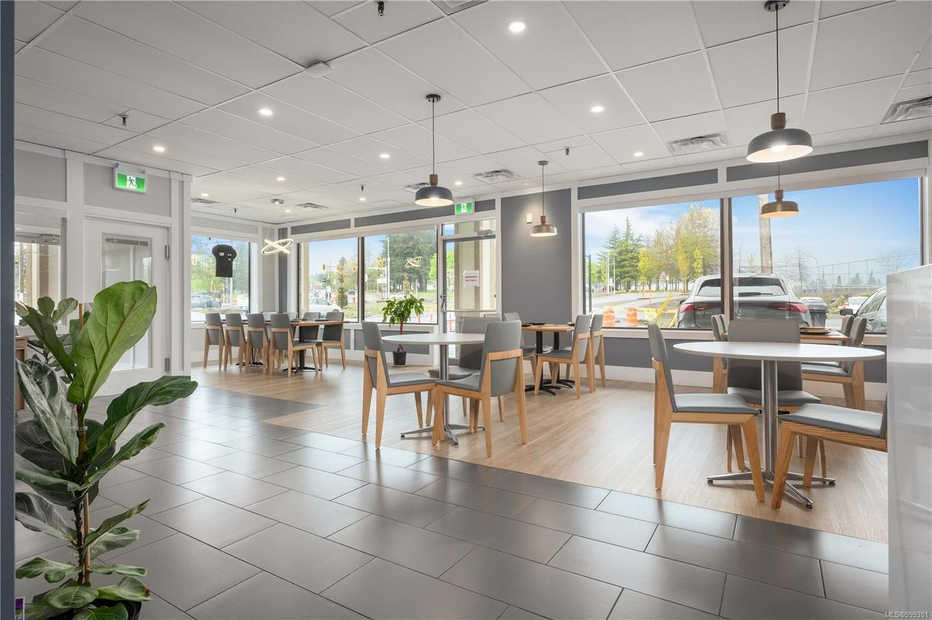 1-2220 Bowen Rd, Nanaimo, BC