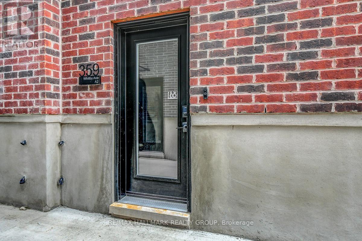 359 Whitby Avenue, Ottawa, ON - Outdoor