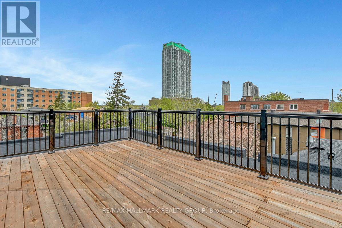359 Whitby Avenue, Ottawa, ON - Outdoor With Deck Patio Veranda With Exterior