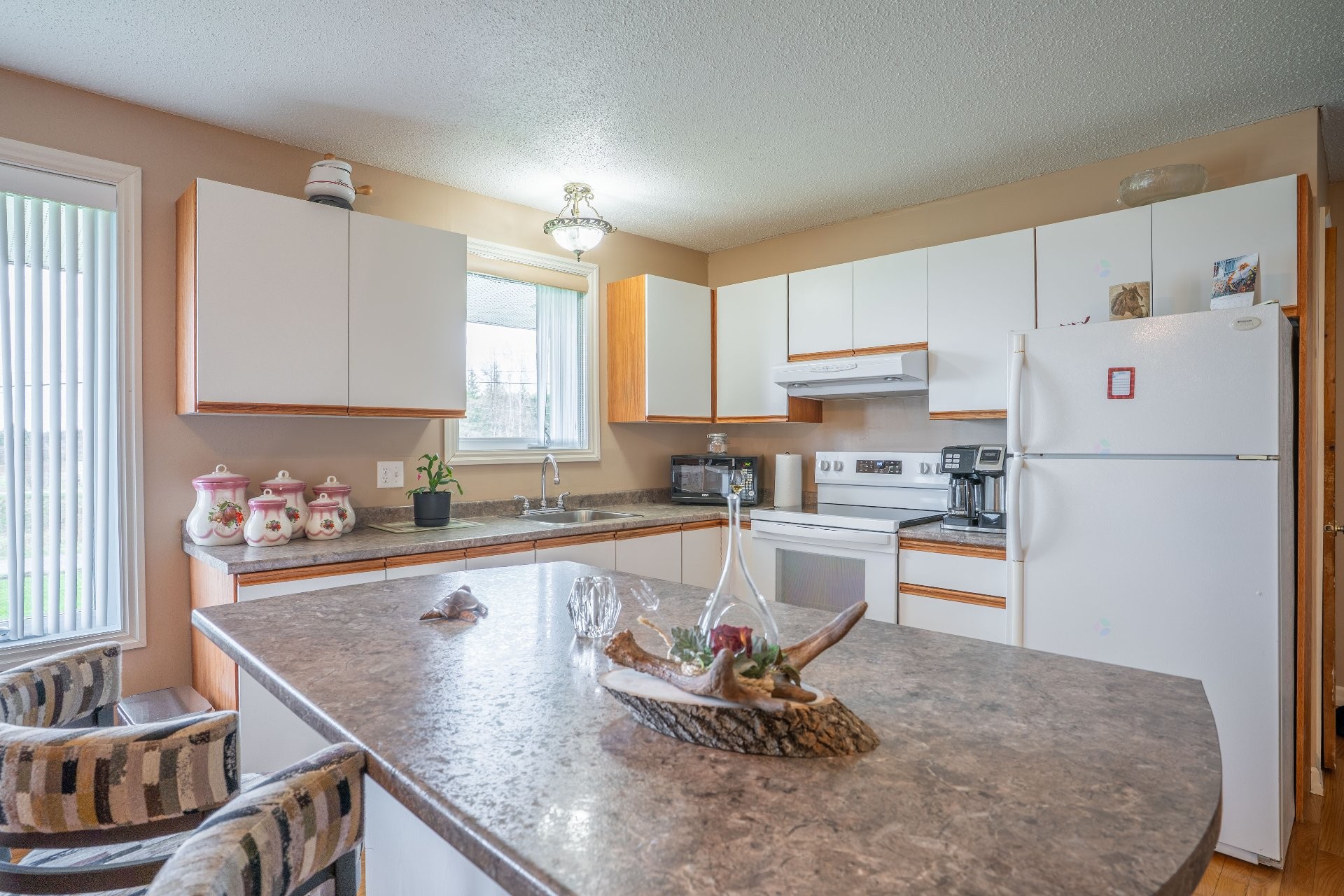 Kitchen - 121 8E Rue, Saint-Prosper, QC - Indoor Photo Showing Kitchen