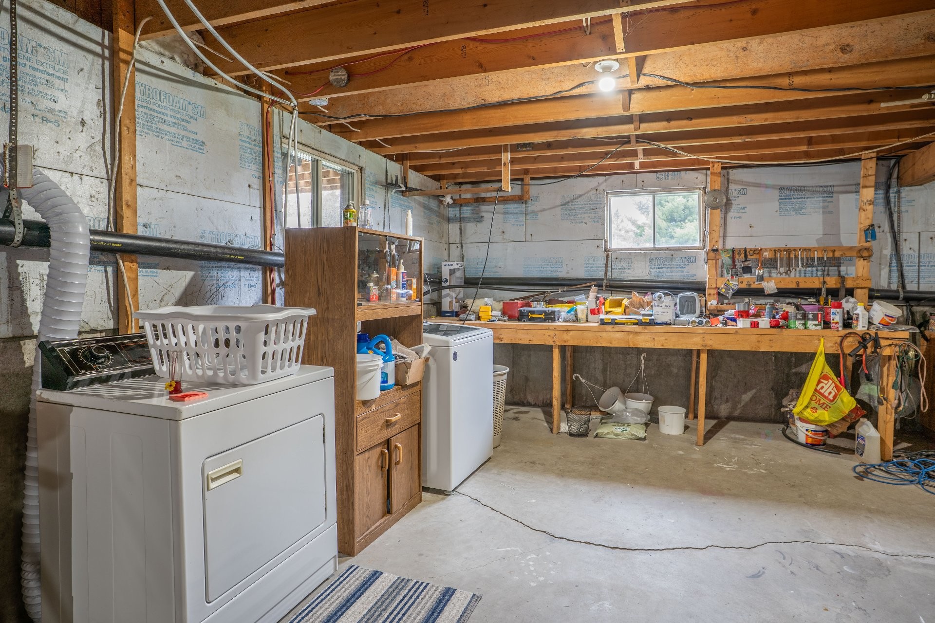 Basement - 121 8E Rue, Saint-Prosper, QC - Indoor Photo Showing Laundry Room