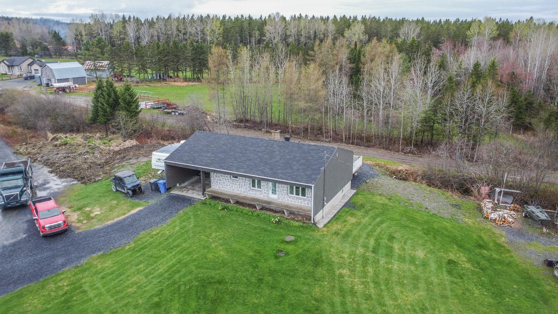 Overall view - 121 8E Rue, Saint-Prosper, QC - Outdoor