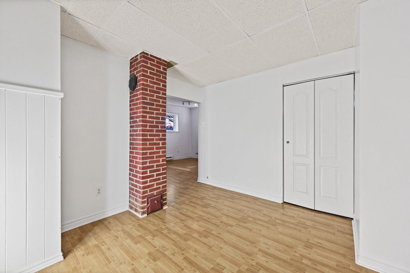 Bureau - 411 Rue Dufferin, Granby, QC - Indoor