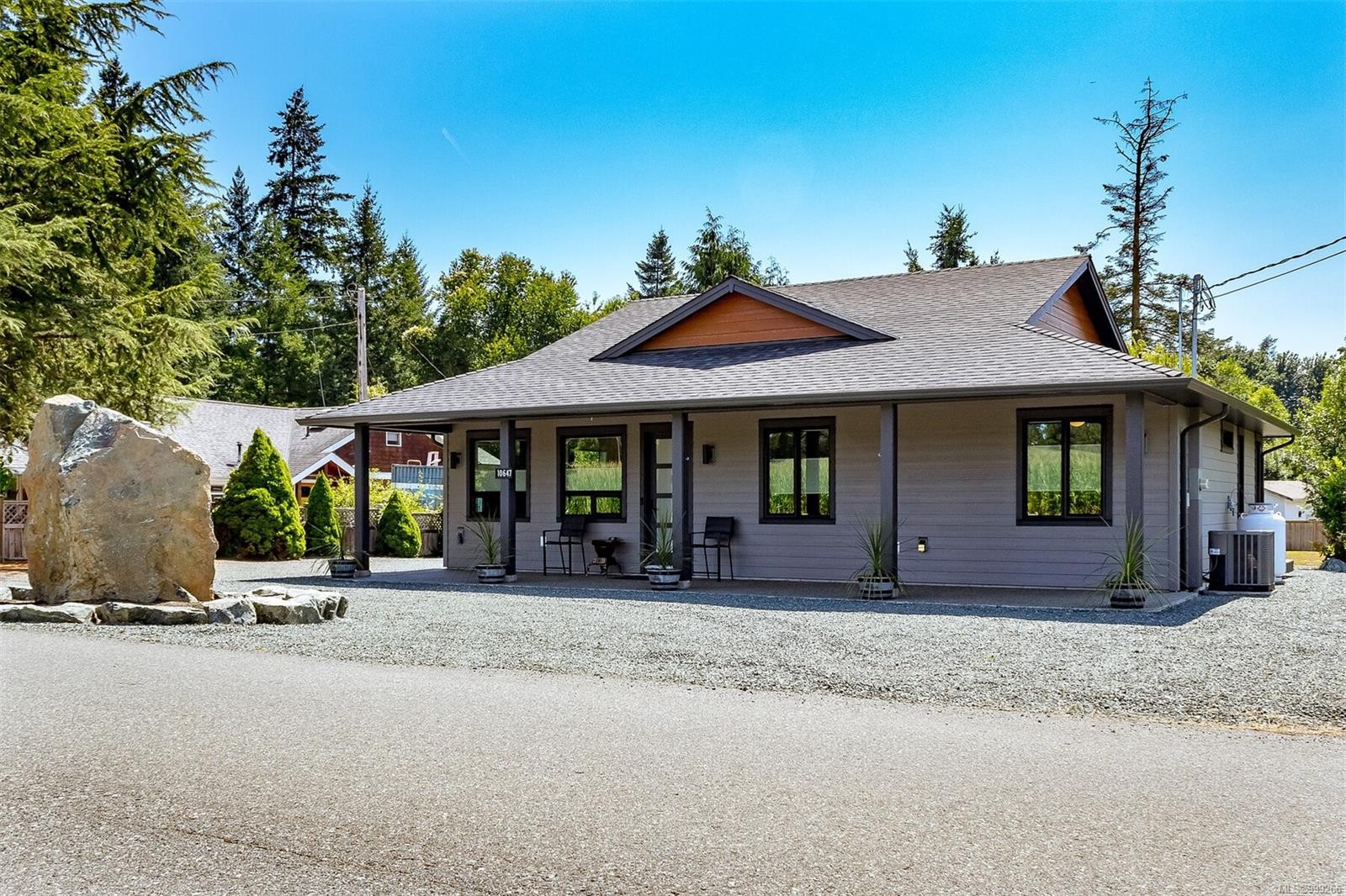 10647 Olsen Rd, Saltair, BC