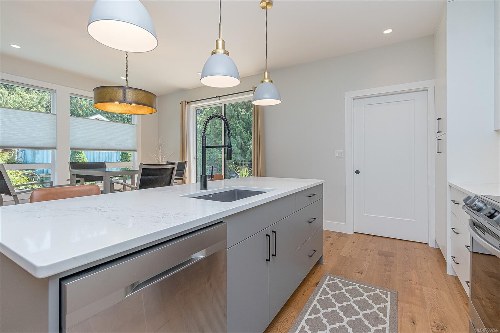 10647 Olsen Rd, Saltair, BC