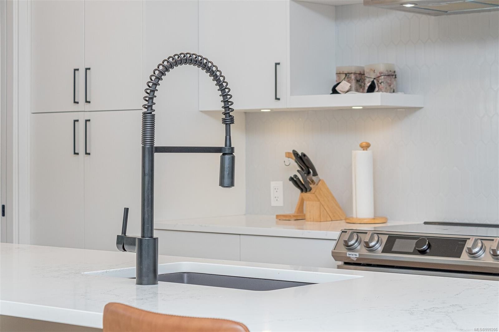 10647 Olsen Rd, Saltair, BC