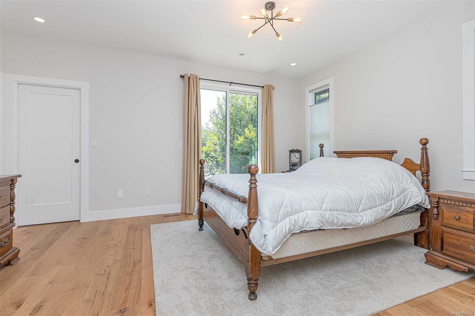 10647 Olsen Rd, Saltair, BC